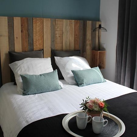 Résidence ESMERALDA meublé de tourisme 3 étoiles Rochefort-sur-Mer Extérieur photo