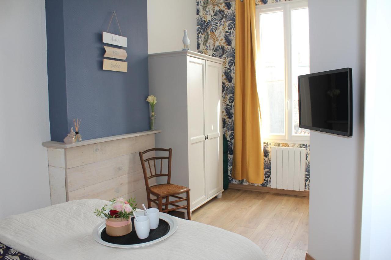 Résidence ESMERALDA meublé de tourisme 3 étoiles Rochefort-sur-Mer Extérieur photo