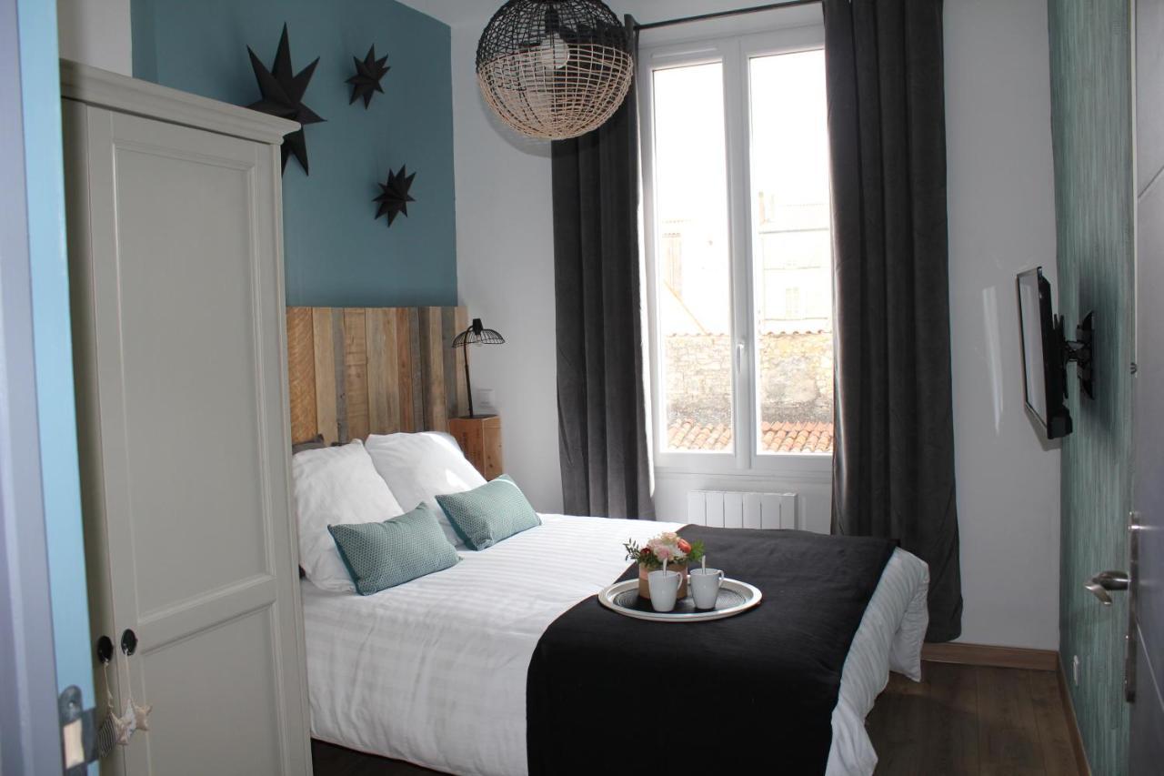 Résidence ESMERALDA meublé de tourisme 3 étoiles Rochefort-sur-Mer Extérieur photo